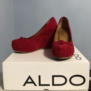 Aldo wedges